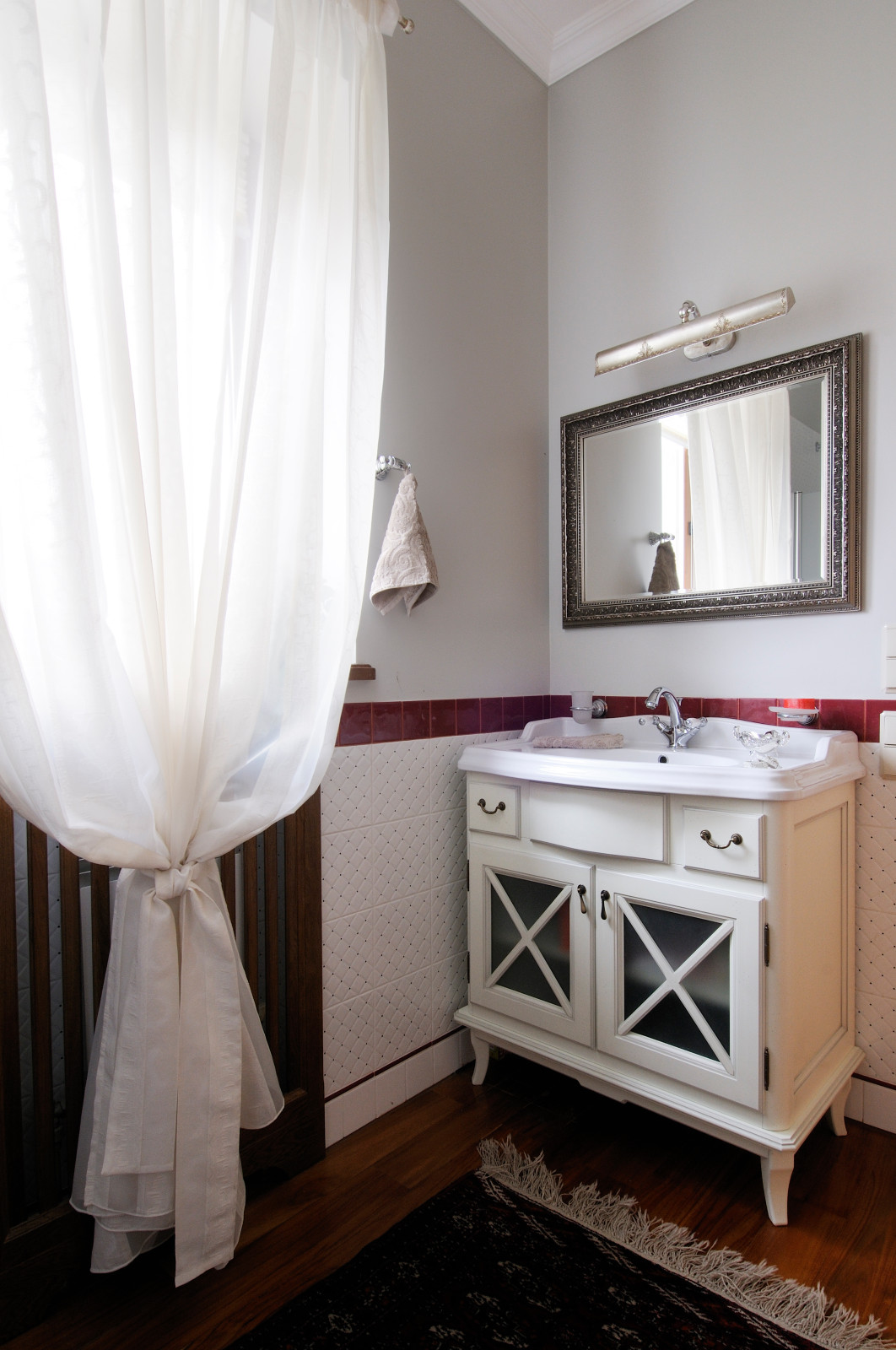 Обложка альбома: Bathroom