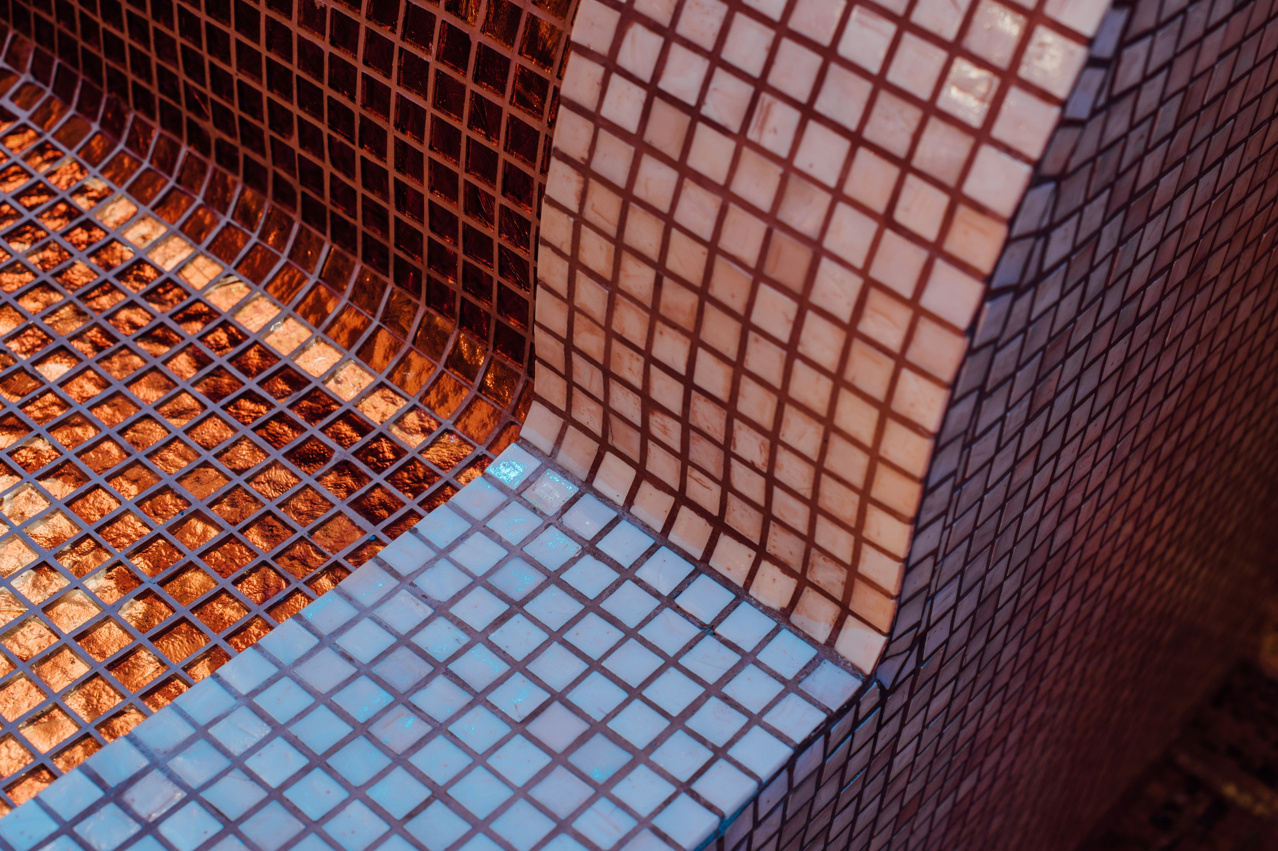 Как правильно: Подобрать нужный клей, затирку и правильную плитку