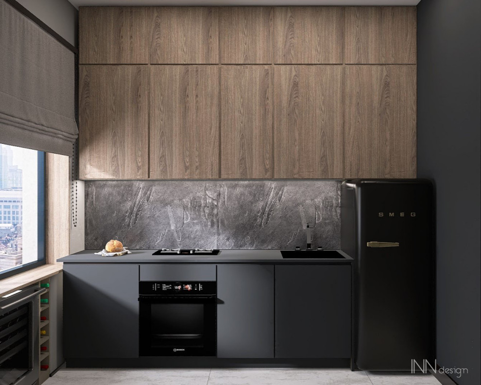 Трехкомнатная квартира в старом жилом фонде для холостяка