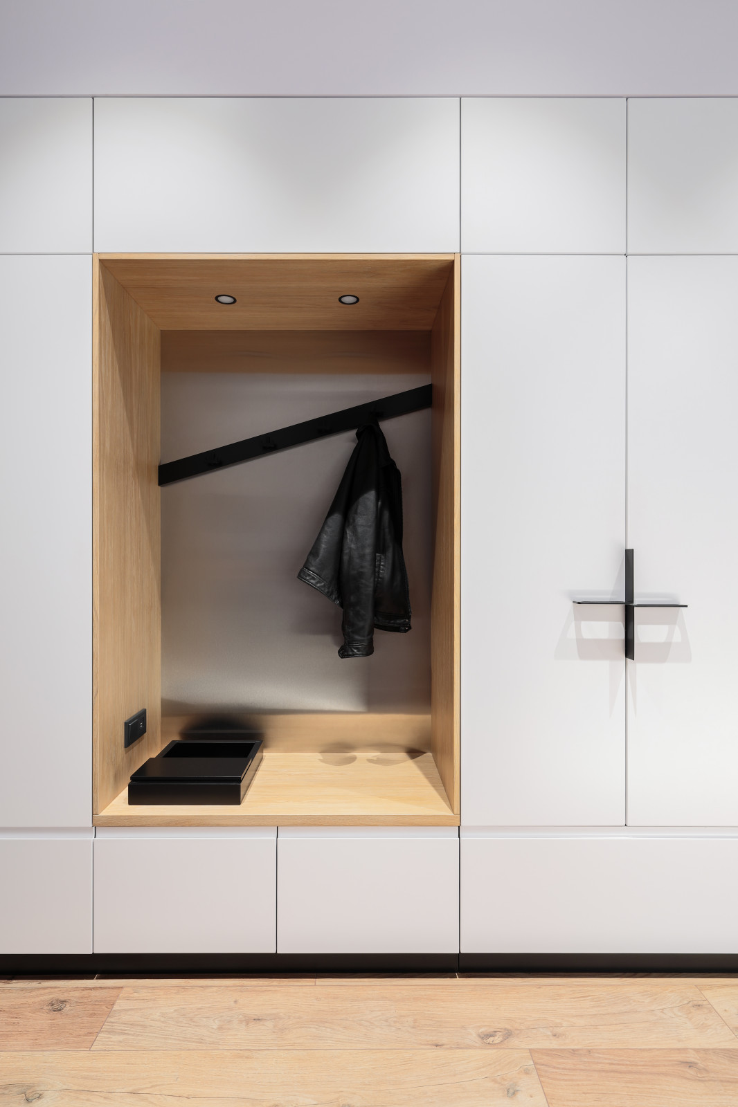 Модная квартира с балками на потолке