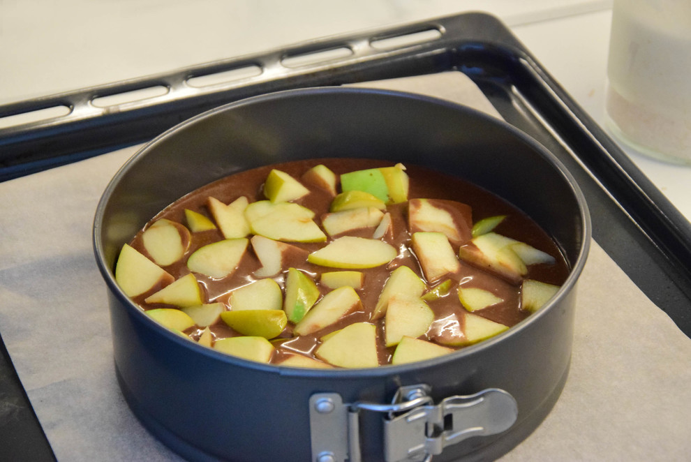 Проверенный рецепт: Постная шоколадная шарлотка