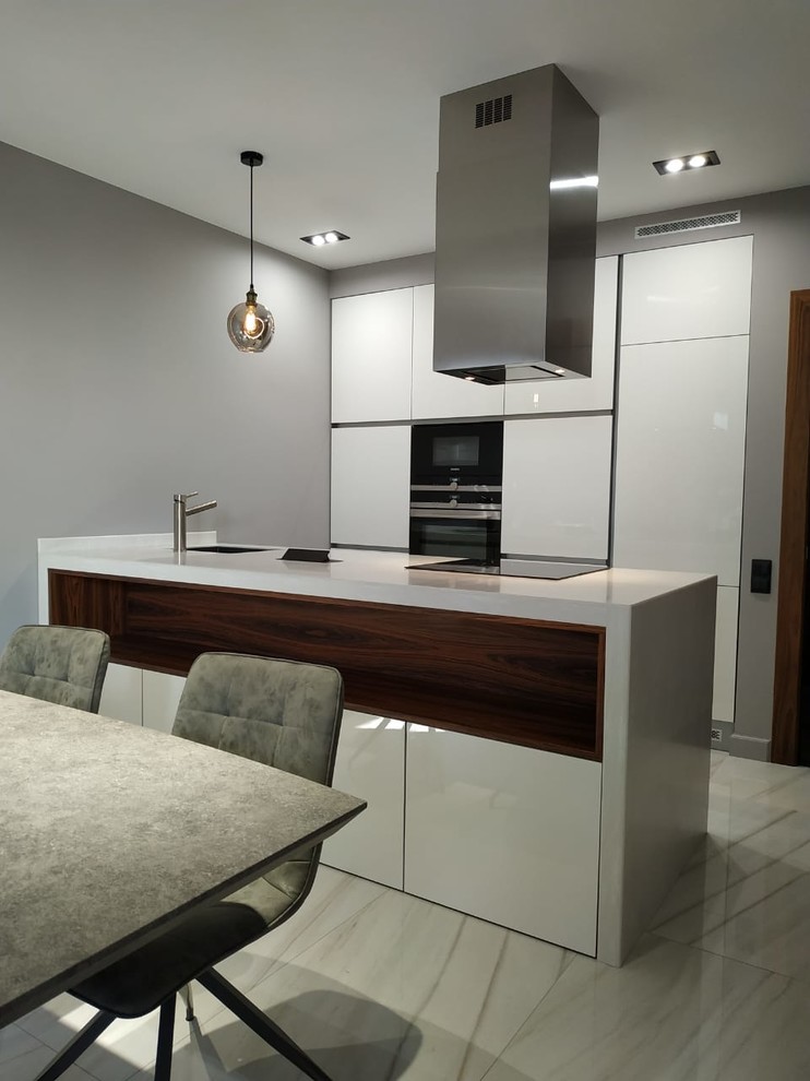 Обложка проекта: Остров