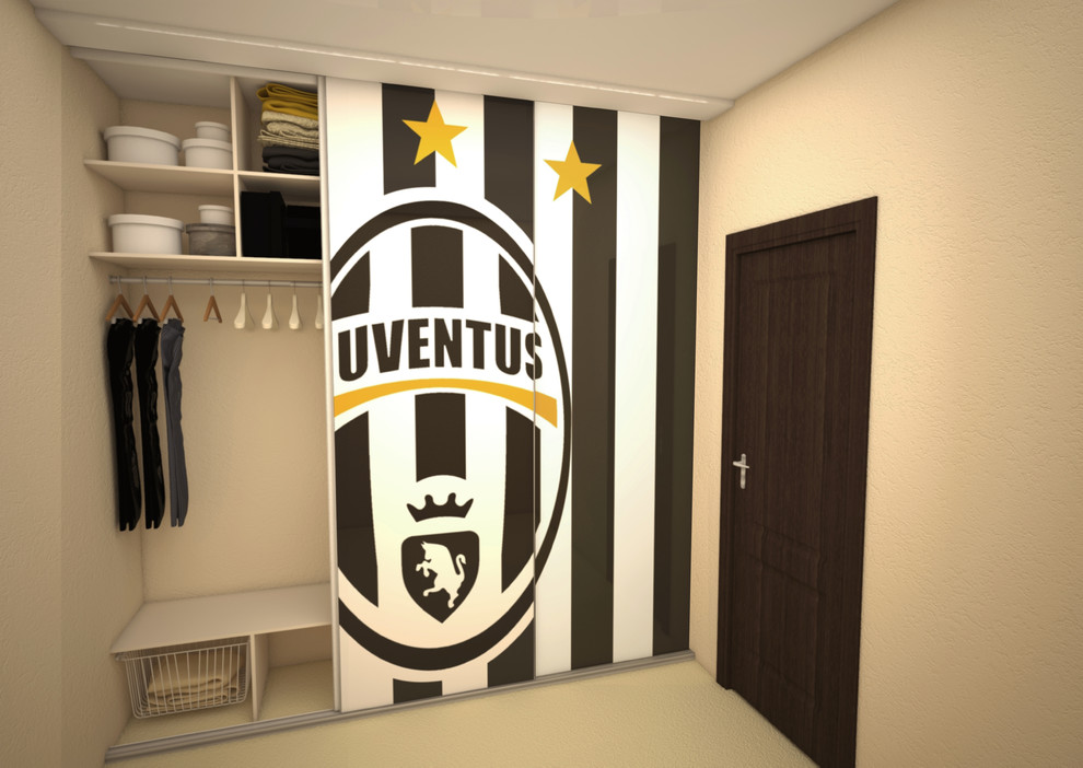 Шкаф-купе для футболиста