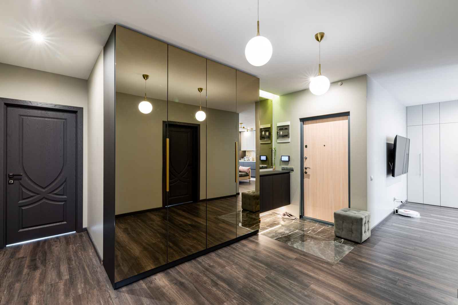 Трёхкомнатная квартир, фото выполненных работ