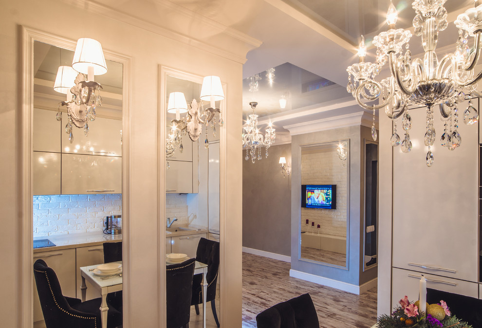 Квартира для молодой девушки.