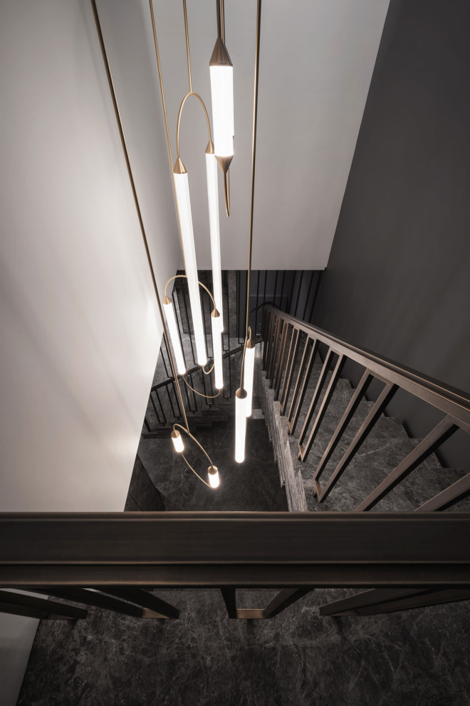 Triumph: eclectic style of stones & metals