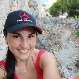 Виктория Гопка