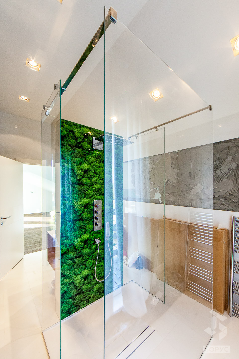 Обложка проекта: Стеклянная душевая