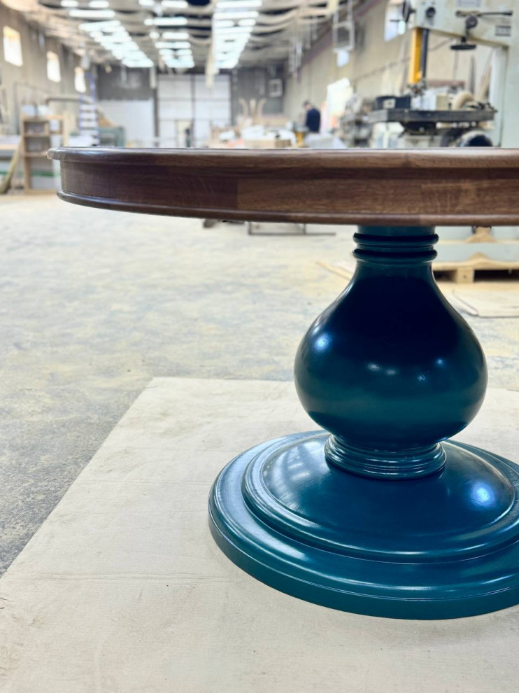 Дубовый стол для грузинского ресторана в ЖК Варшавская Life