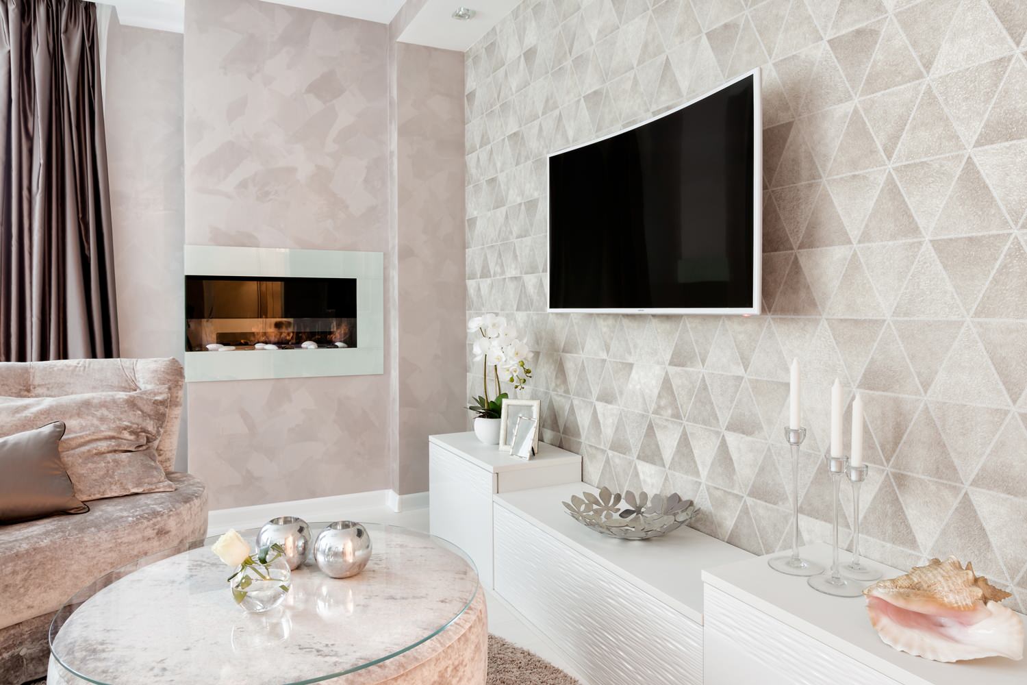 Антон Осадов