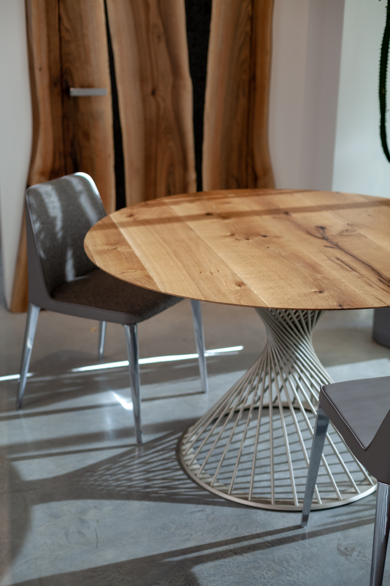 Стол круглый (натуральный дуб)