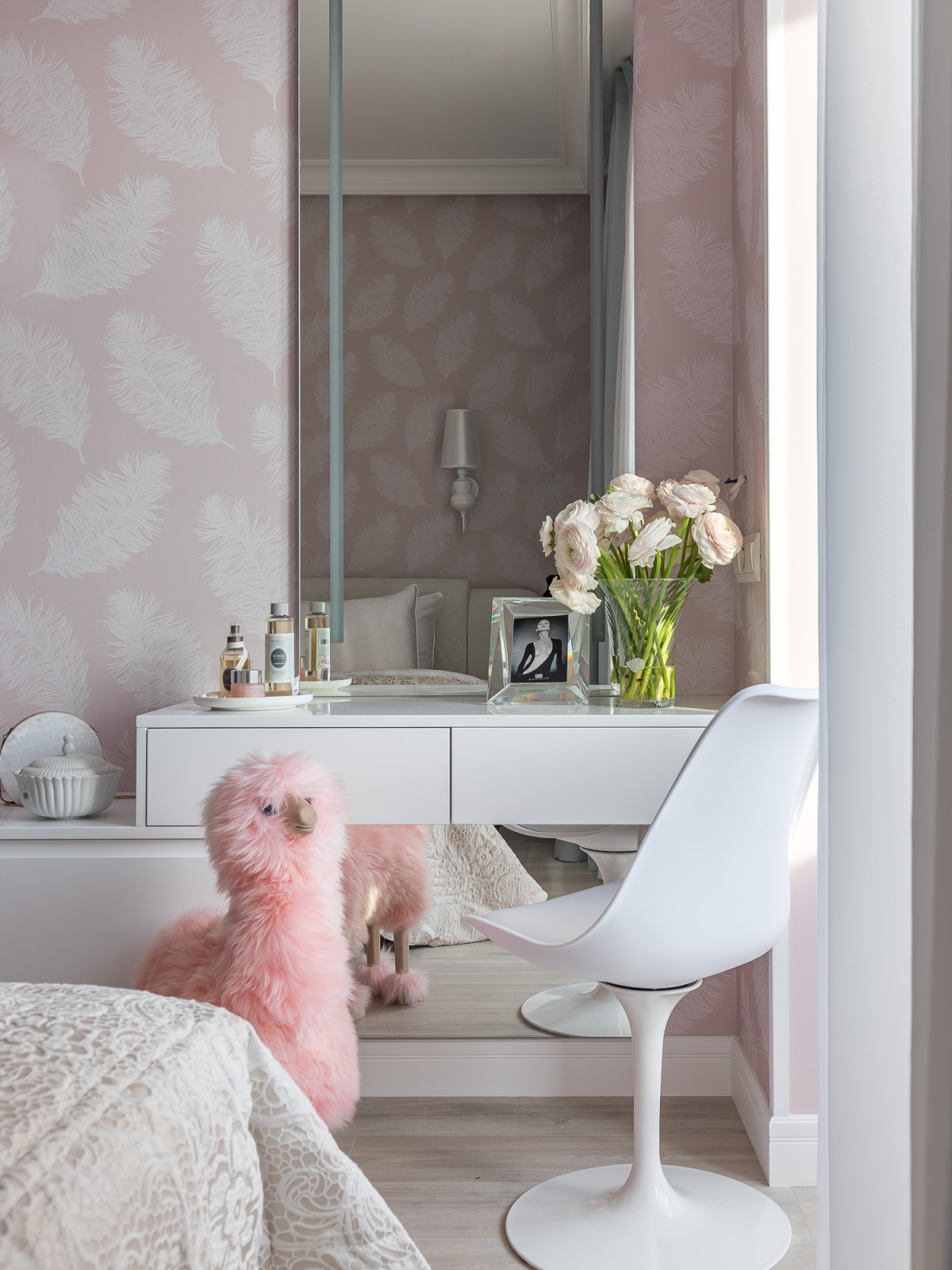 Туалетный столик в спальню