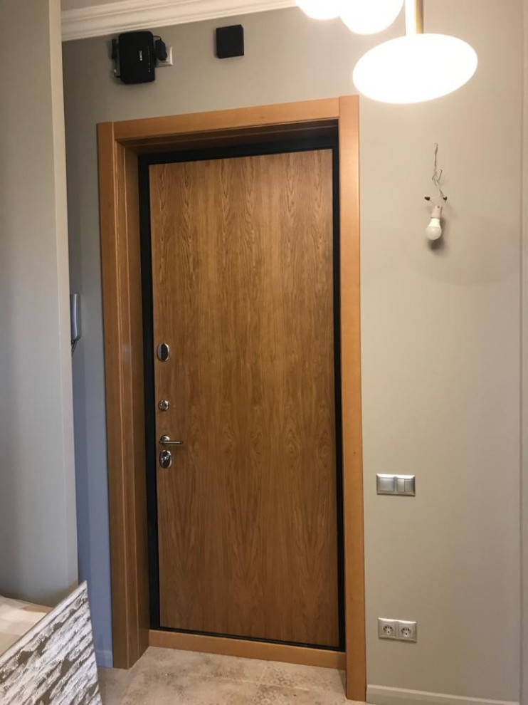 Шпонированные гладкие двери (дуб медовый)