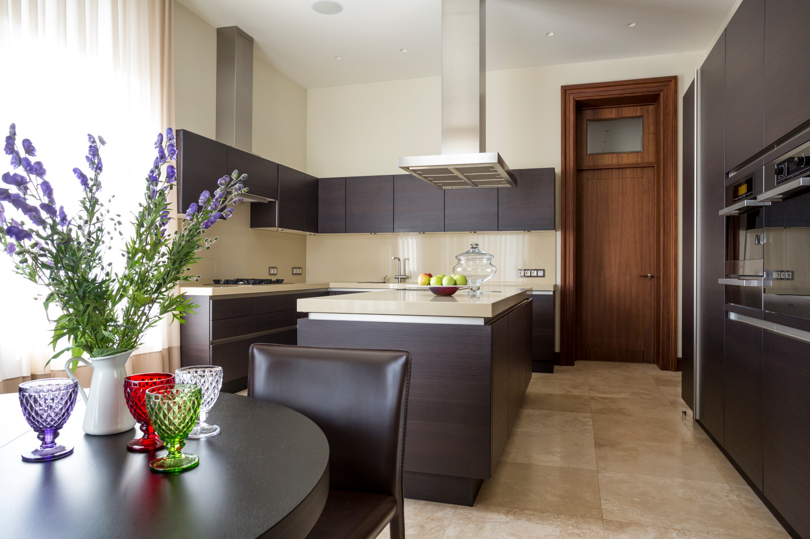 Жилой дом в Подмосковье (700 м2)