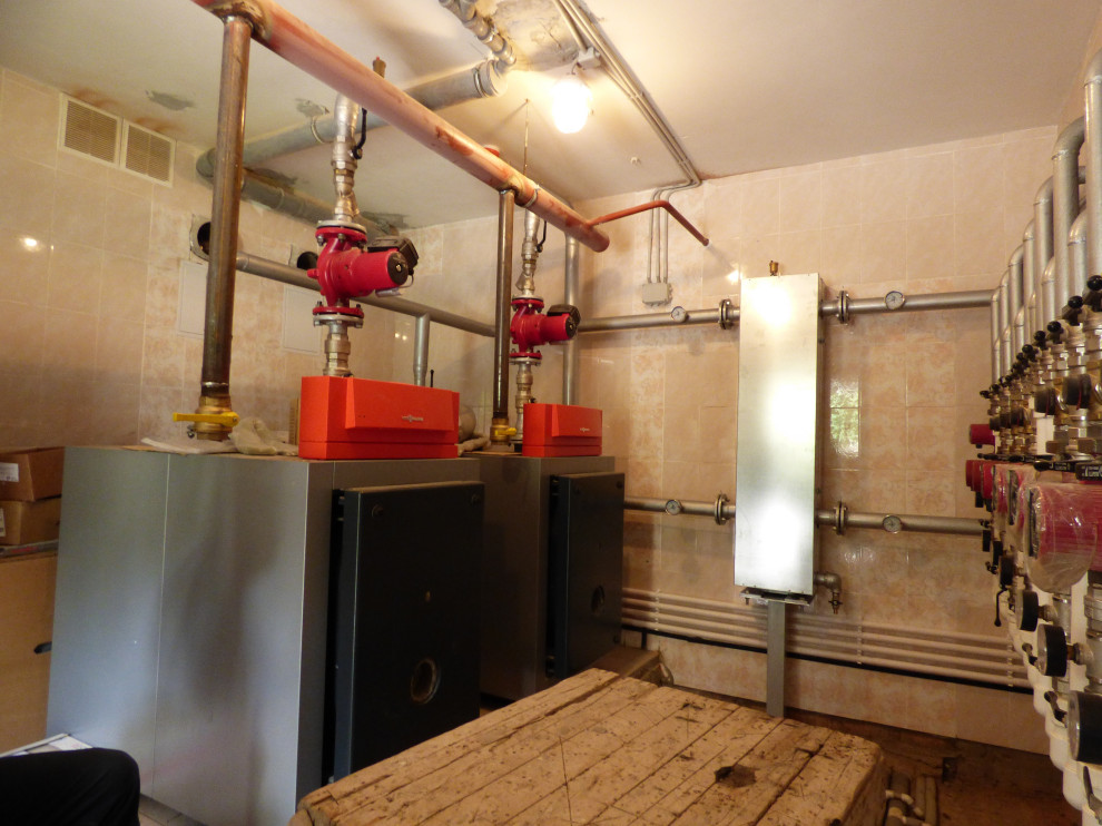 Частная школа 5000 кв. м. 4 корпуса – кирпич, 1 корпус – металлокаркас.