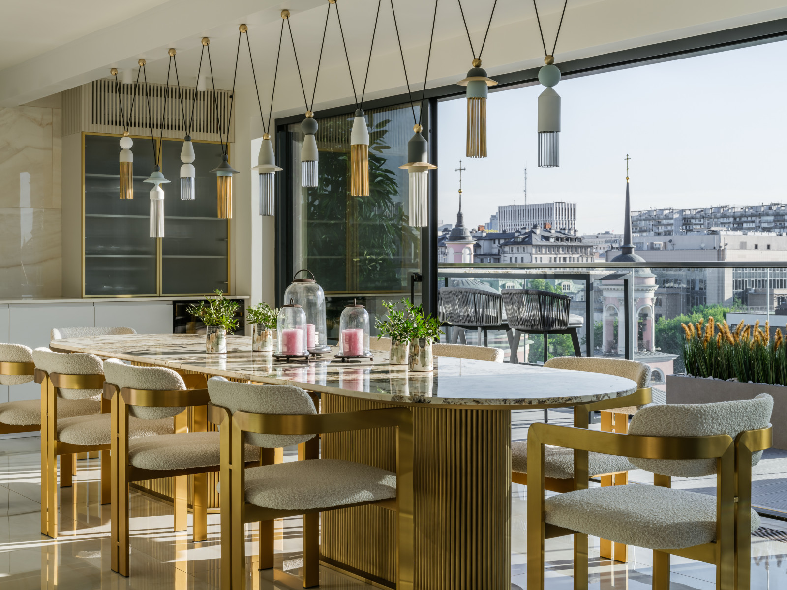 Двухуровневая квартира в центре Москвы 390м2