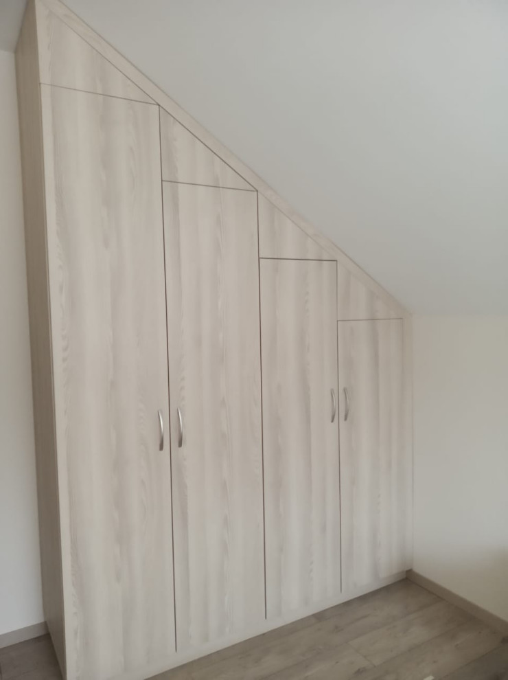 Готовый шкаф