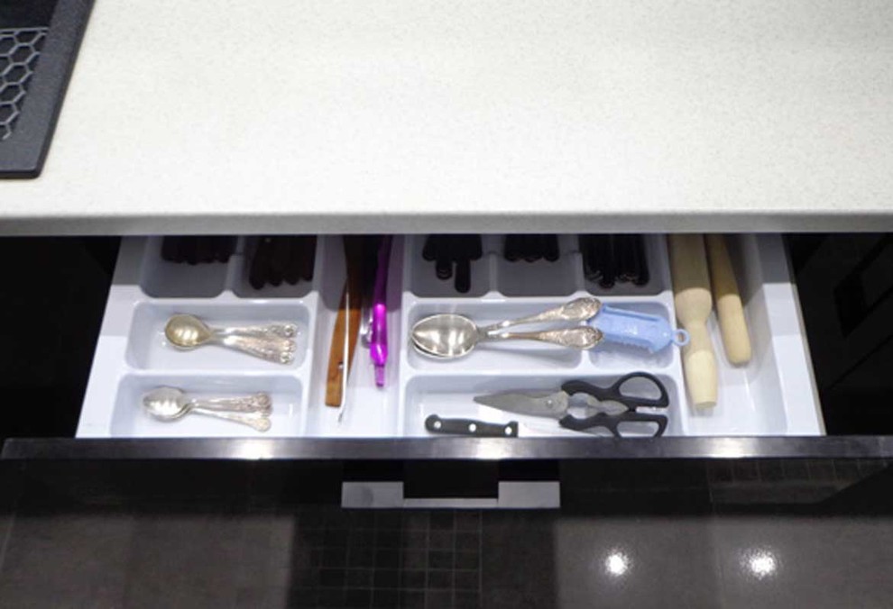 Кухни с фасадами из пластика