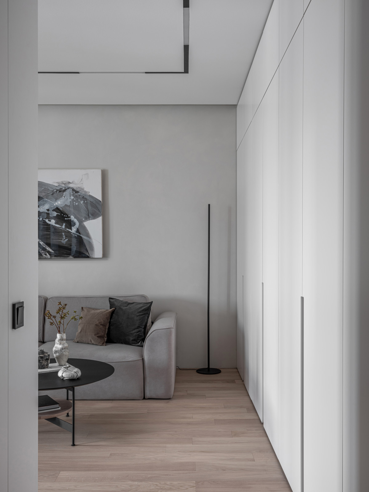White Flat