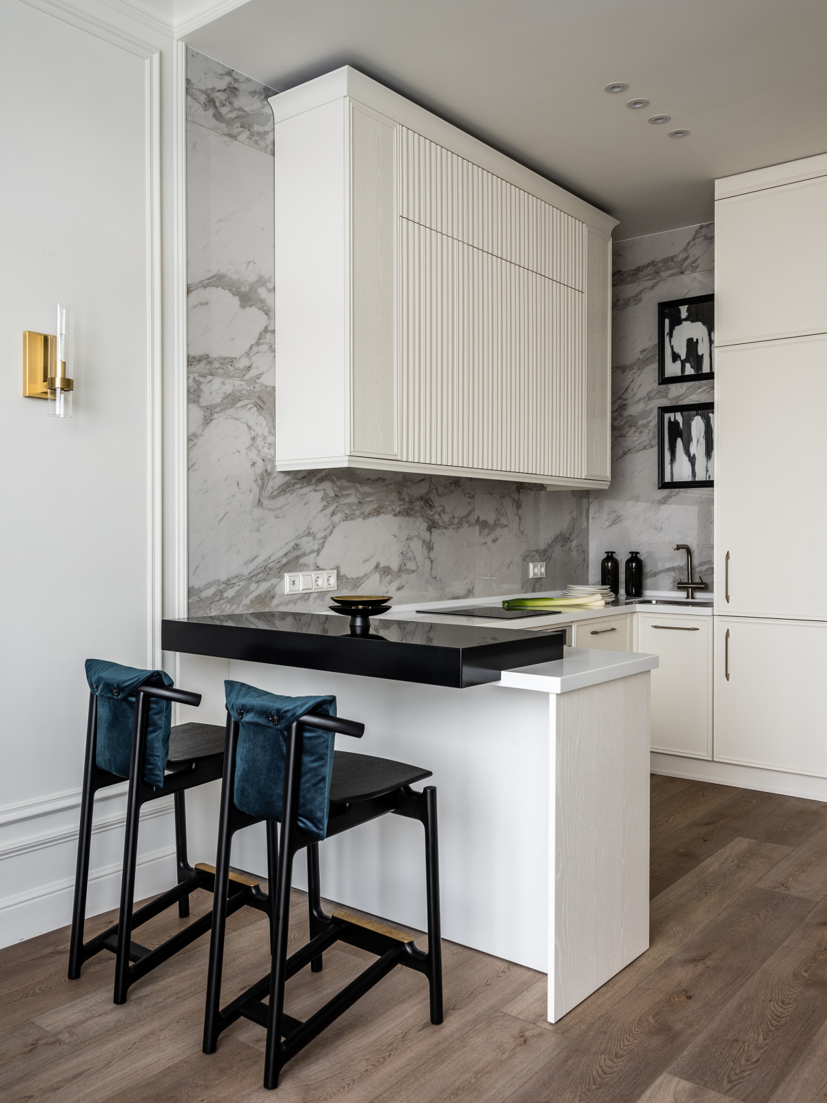 Светлая студия