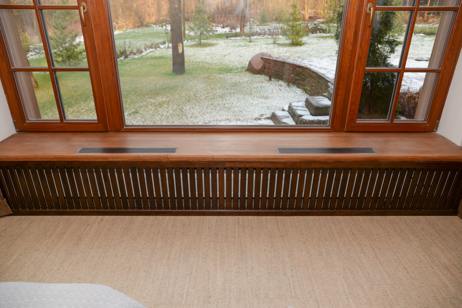 Остекление дома дубовыми окнами