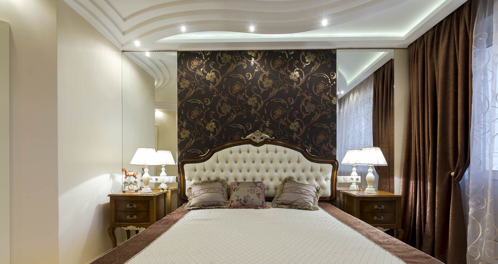 4-комнатная квартира в неоклассическом стиле. Дизайн и ремонт под ключ