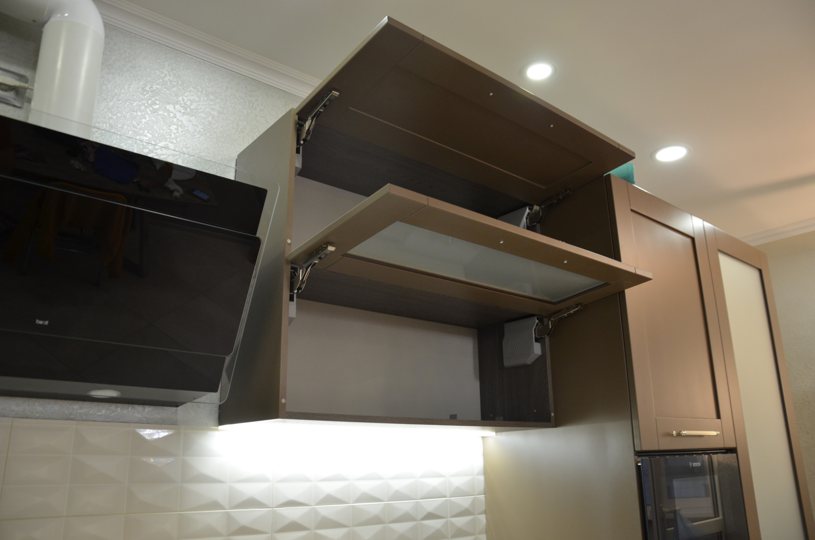 Кухня Кальвадос из массива бука покраска RAL