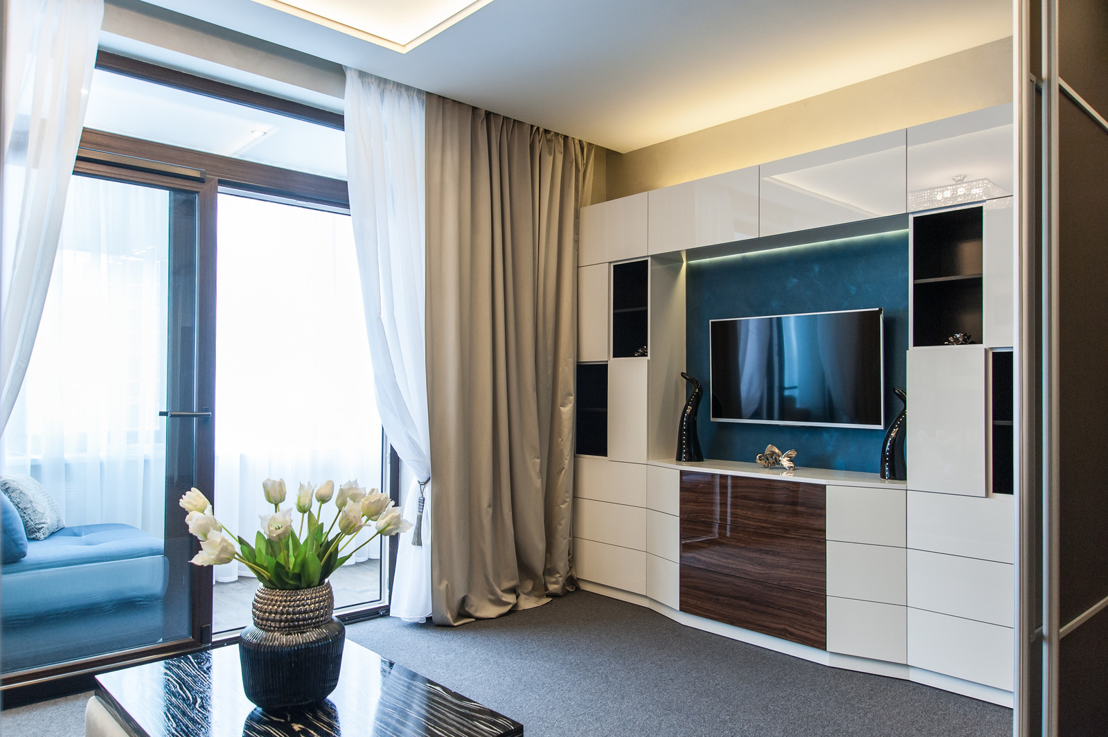 Реализованный проект уютной квартиры-студии 34 м2. Санкт-Петербург. ЖК "Клевер"