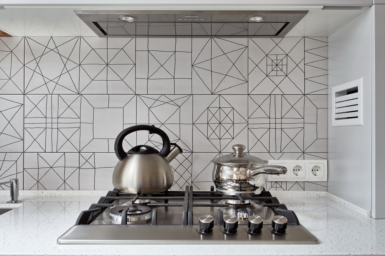 Simple на мансардному поверсі