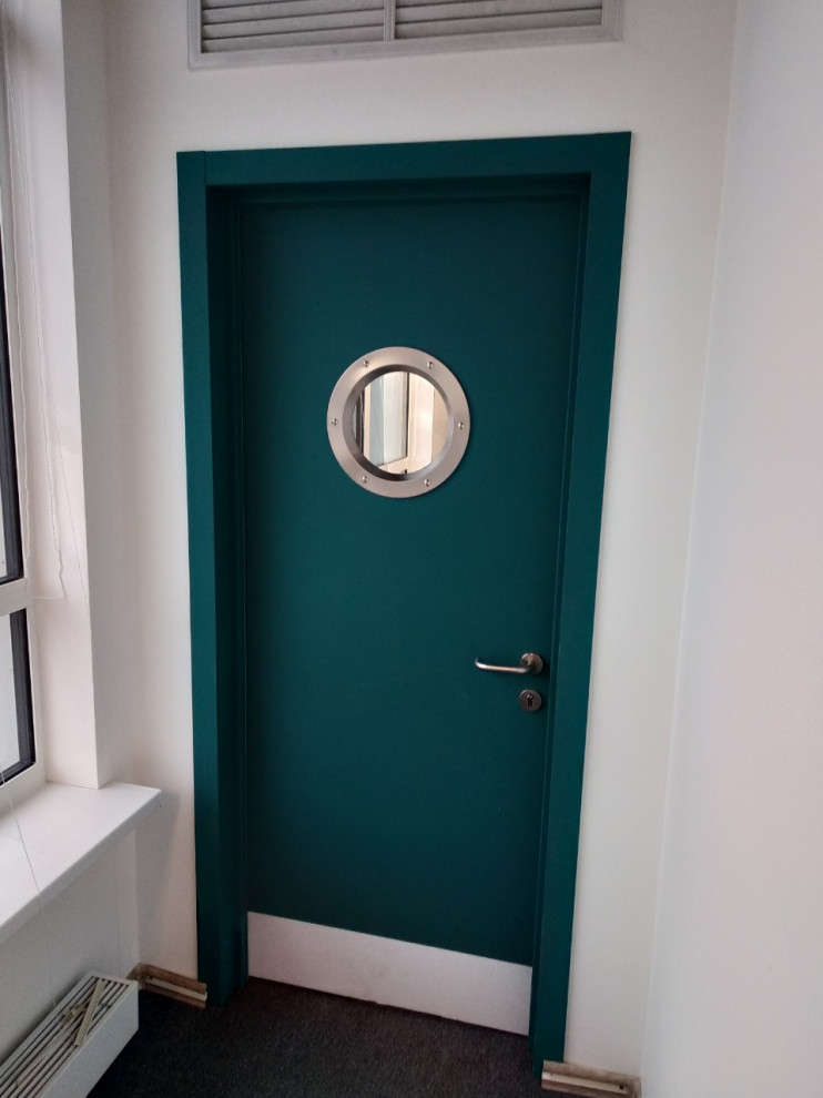 Обложка проекта: Двери для кафе и ресторанов