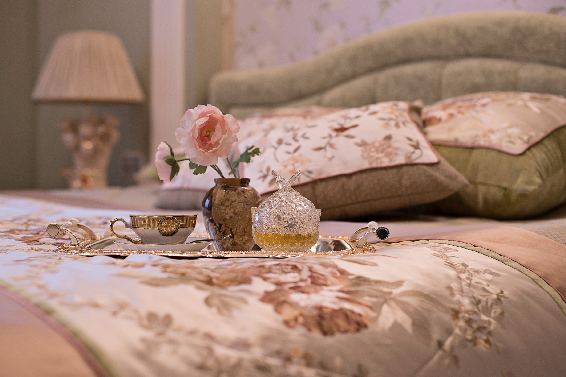 По мотивам классики