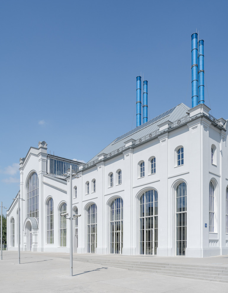 GES-2 , House of Culture