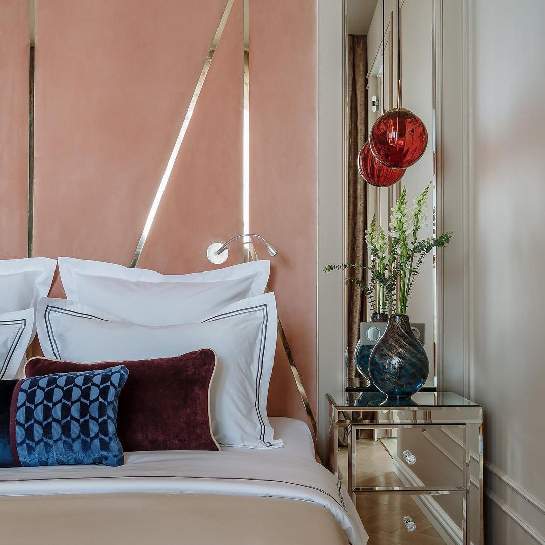 Мягкие стеновые панели в спальне