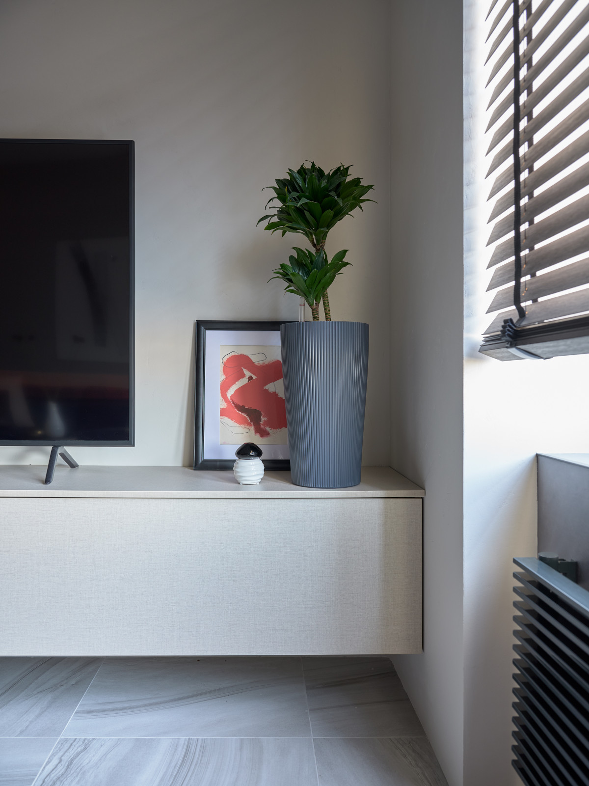 Аппартаменты на 35 этаже. Дизайнер Валерия Москалева. Публикация Elle Decoration