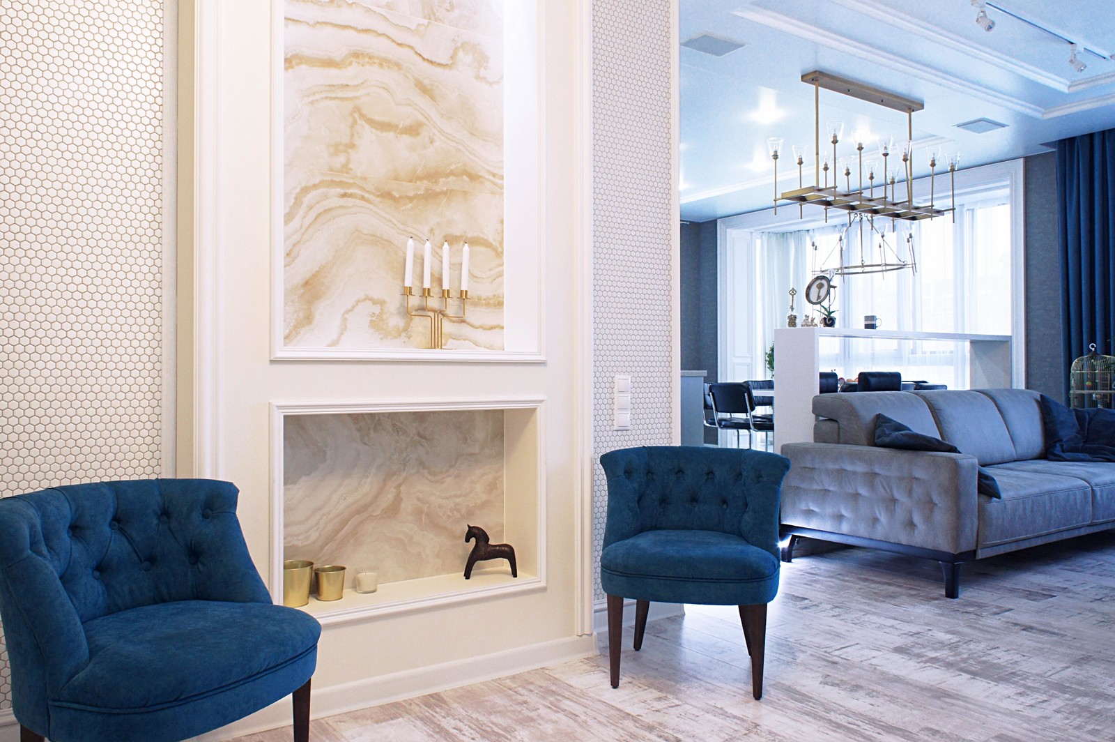 Неоклассика и модернизм в новосибирской квартире