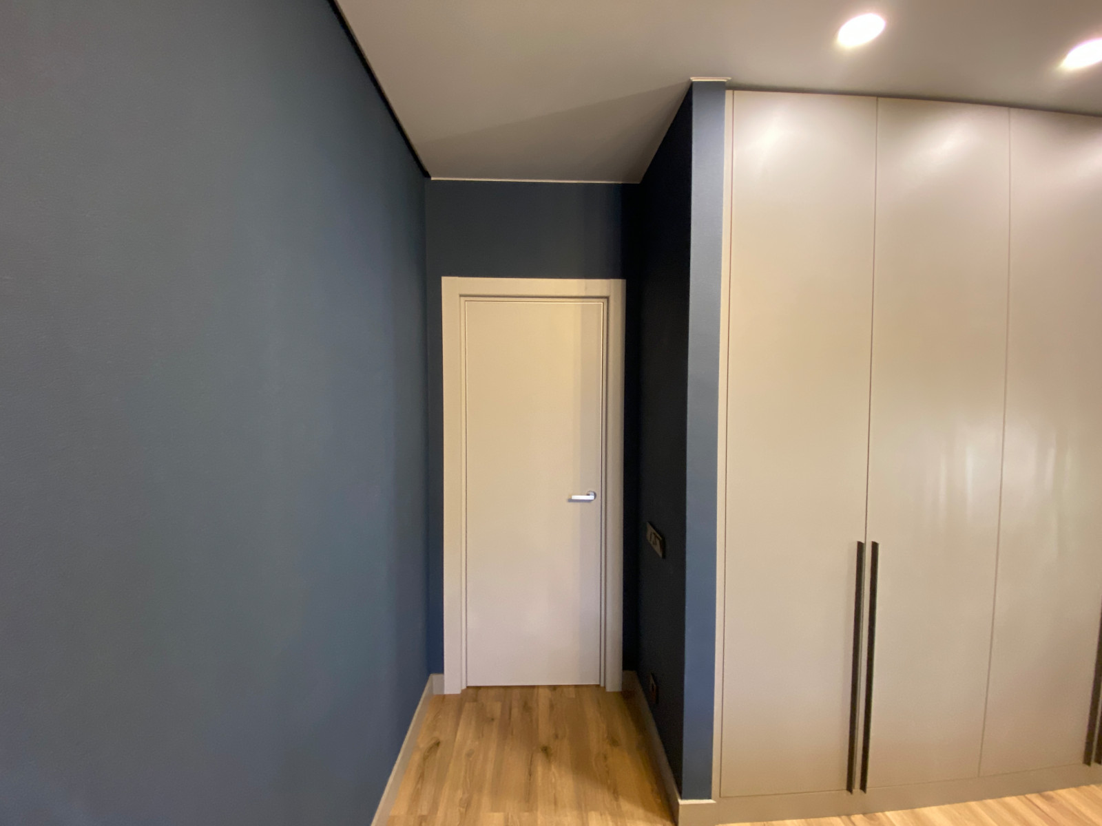 Двухкомнатная квартира 70 квадратов в г.Лобня