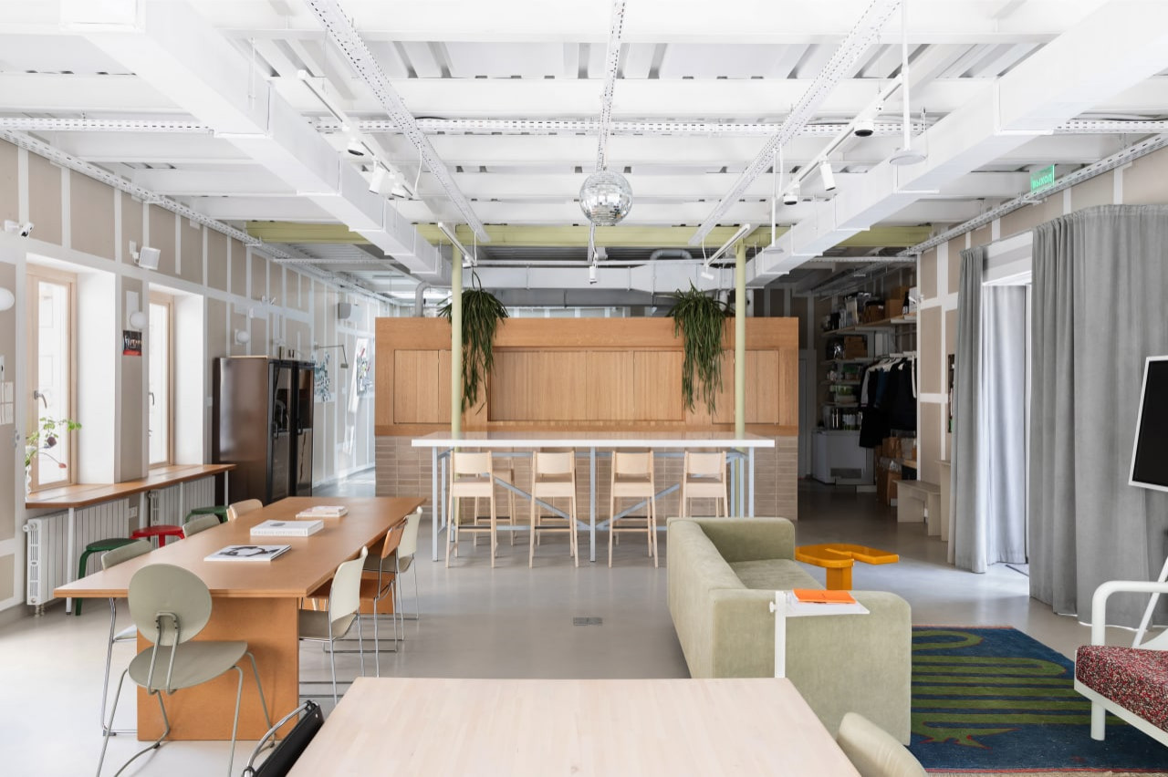 Обложка проекта: Офис-бар «Кривоколенный 9с3»