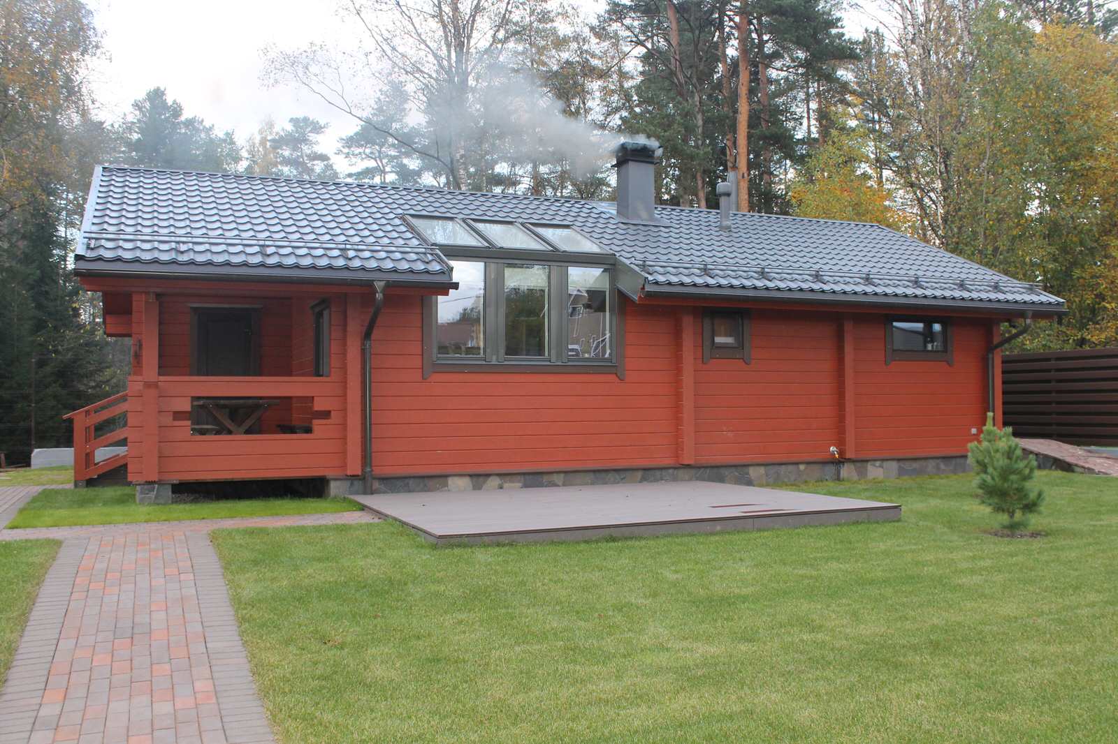 Отделка дома и бани из клееного бруса