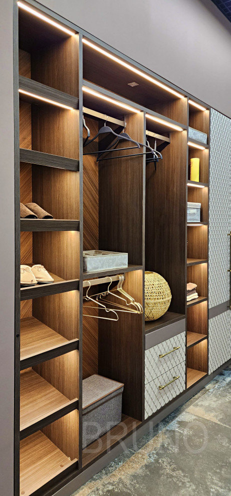 Салон мебели на "Стахановской"