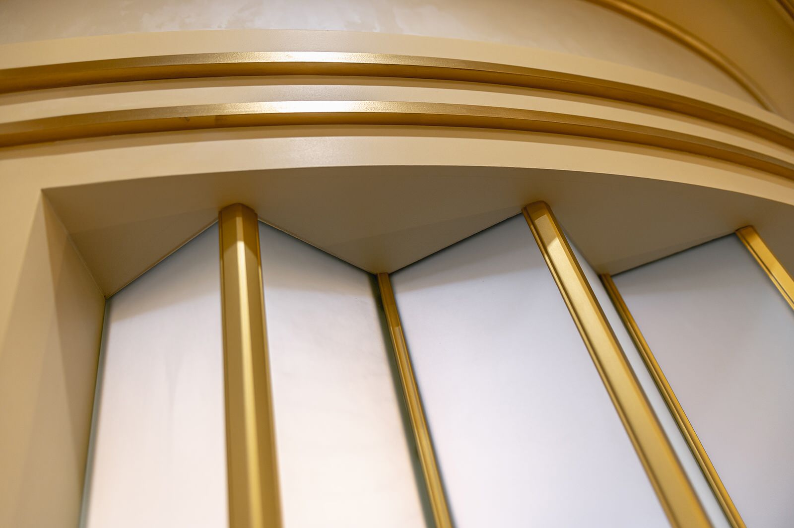 ЖК ЗАЗЕРКАЛЬЕ 407