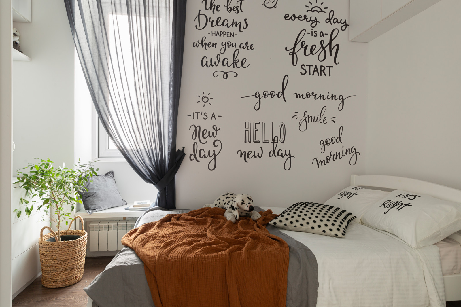 Яркая и просторная квартира для семьи с двумя детьми