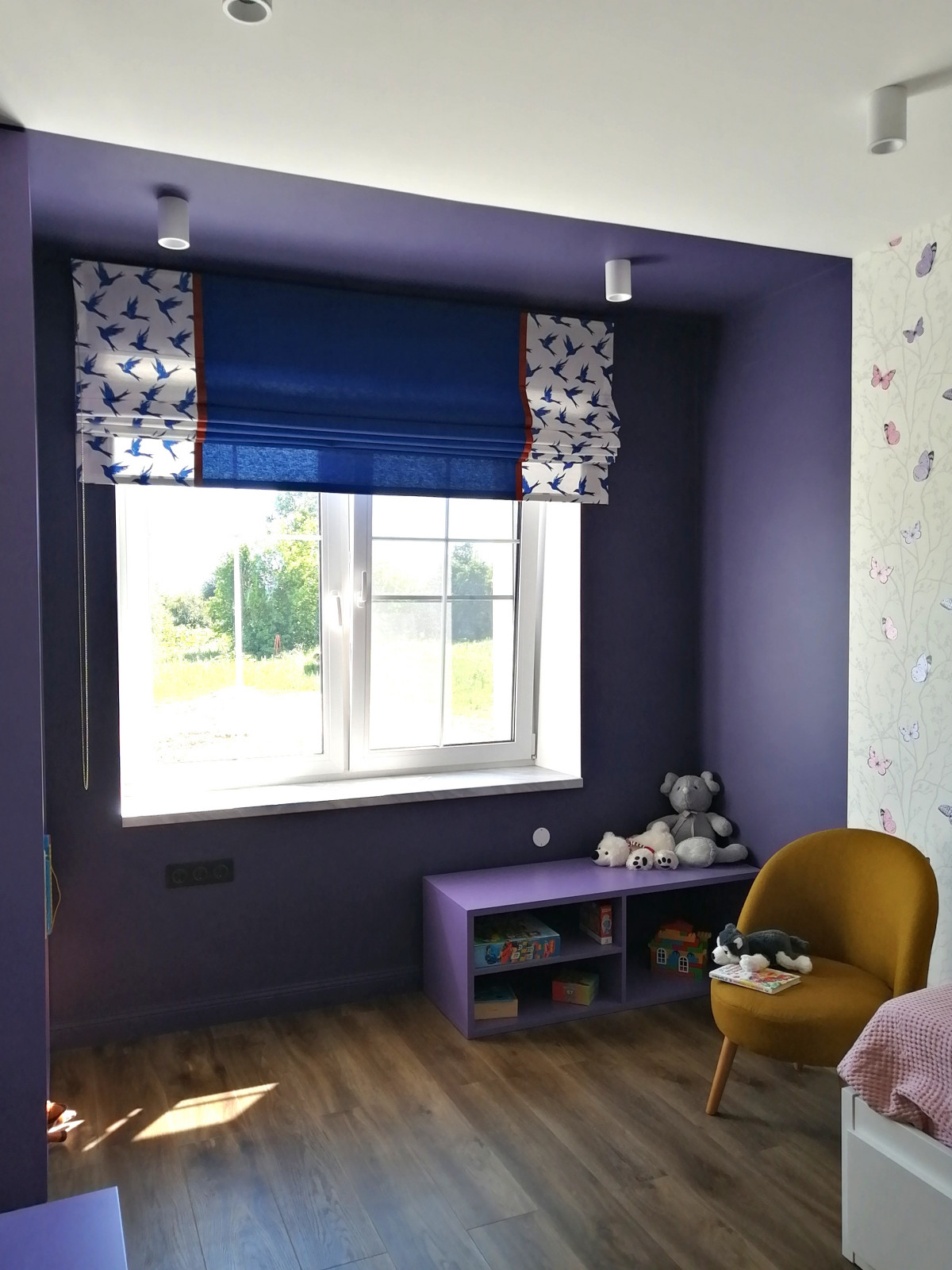 Фото реализации проекта детской для девочки