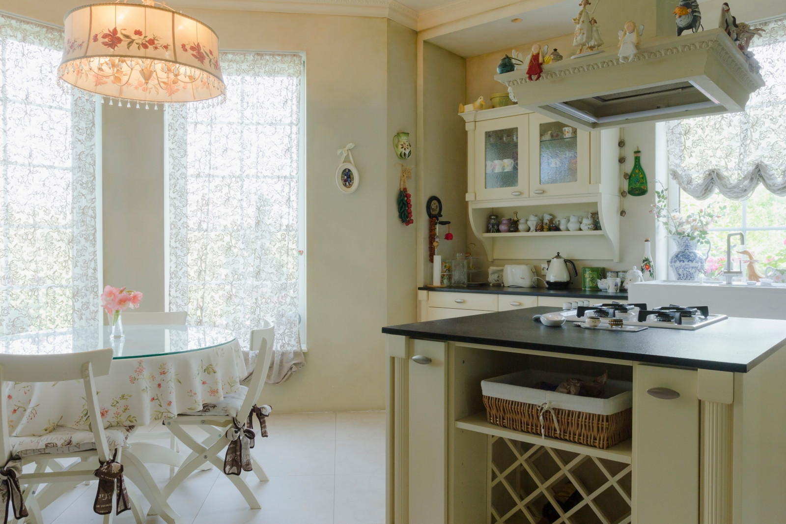 Дом под Петергофом