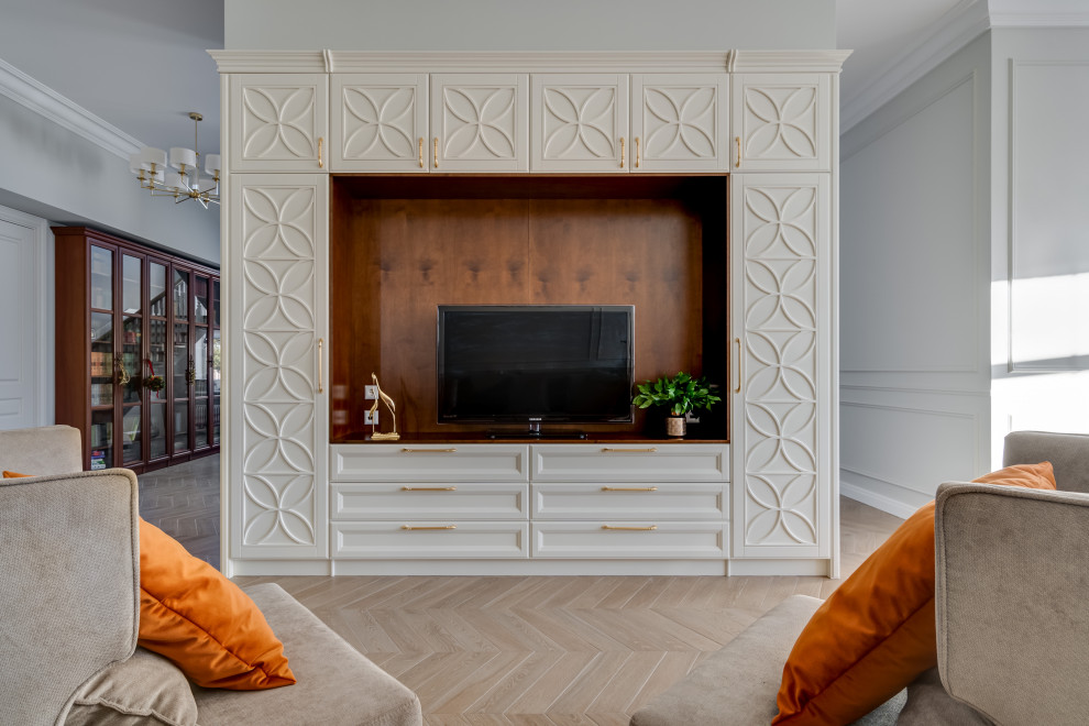 Просторная гостинная с функциональной мебелью