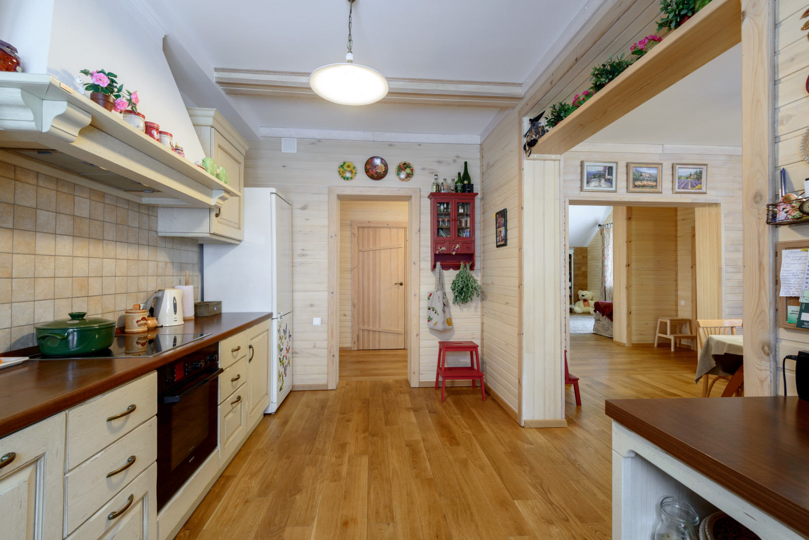 Уютный дом для хороших людей