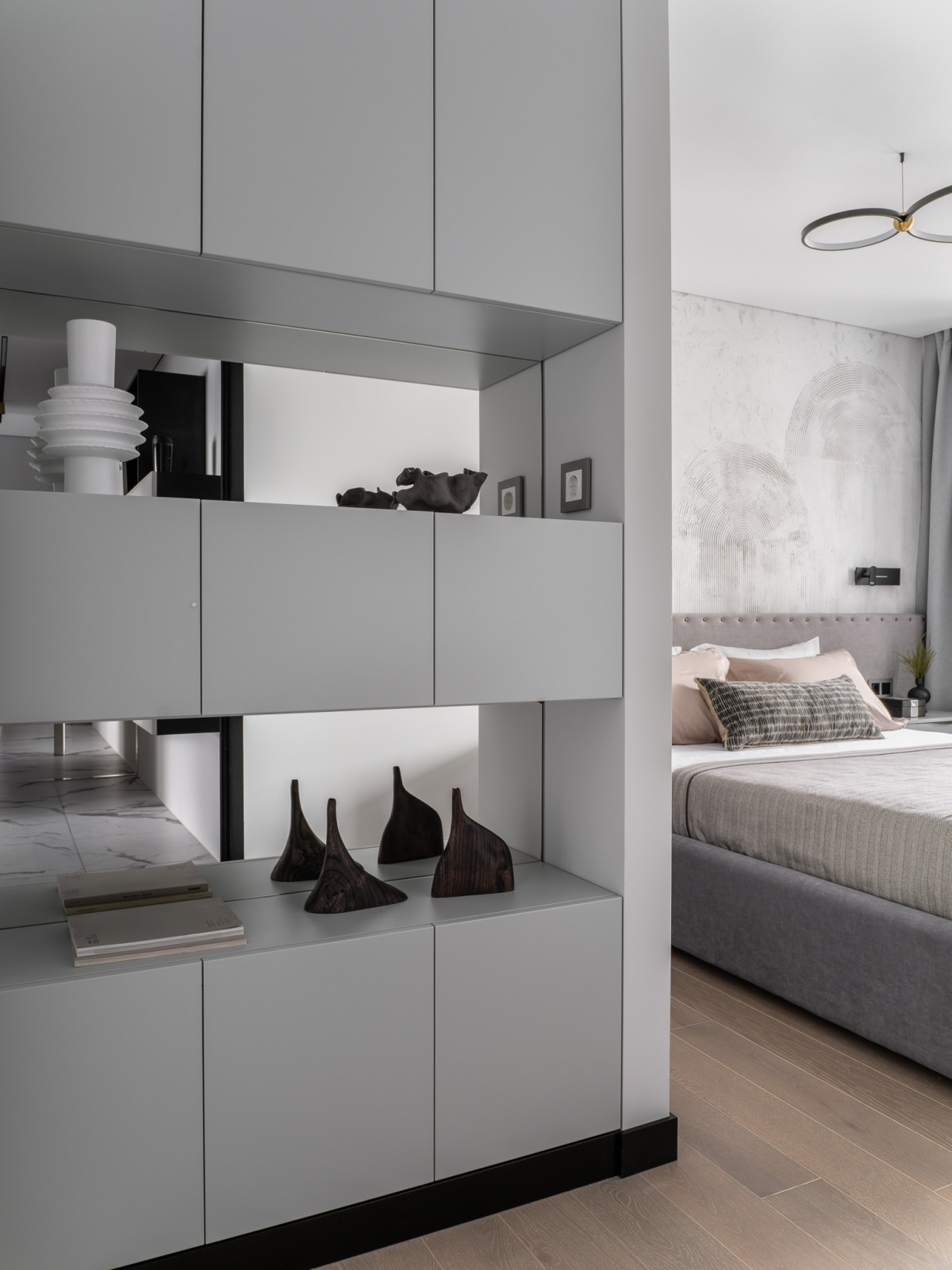 Интерьер типовой трехкомнатной квартиры в доме серии П-3