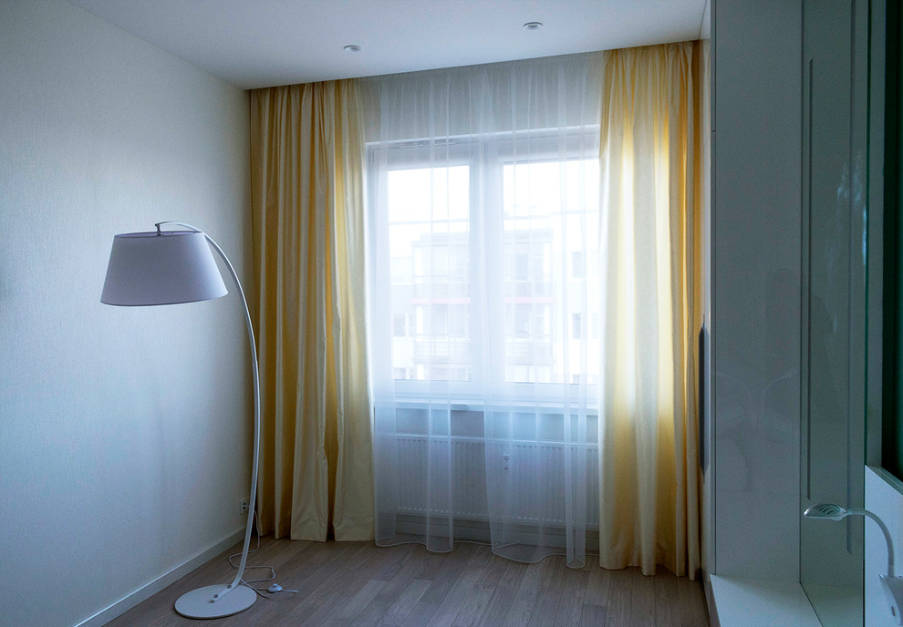 Желтые шторы в современном интерьере.