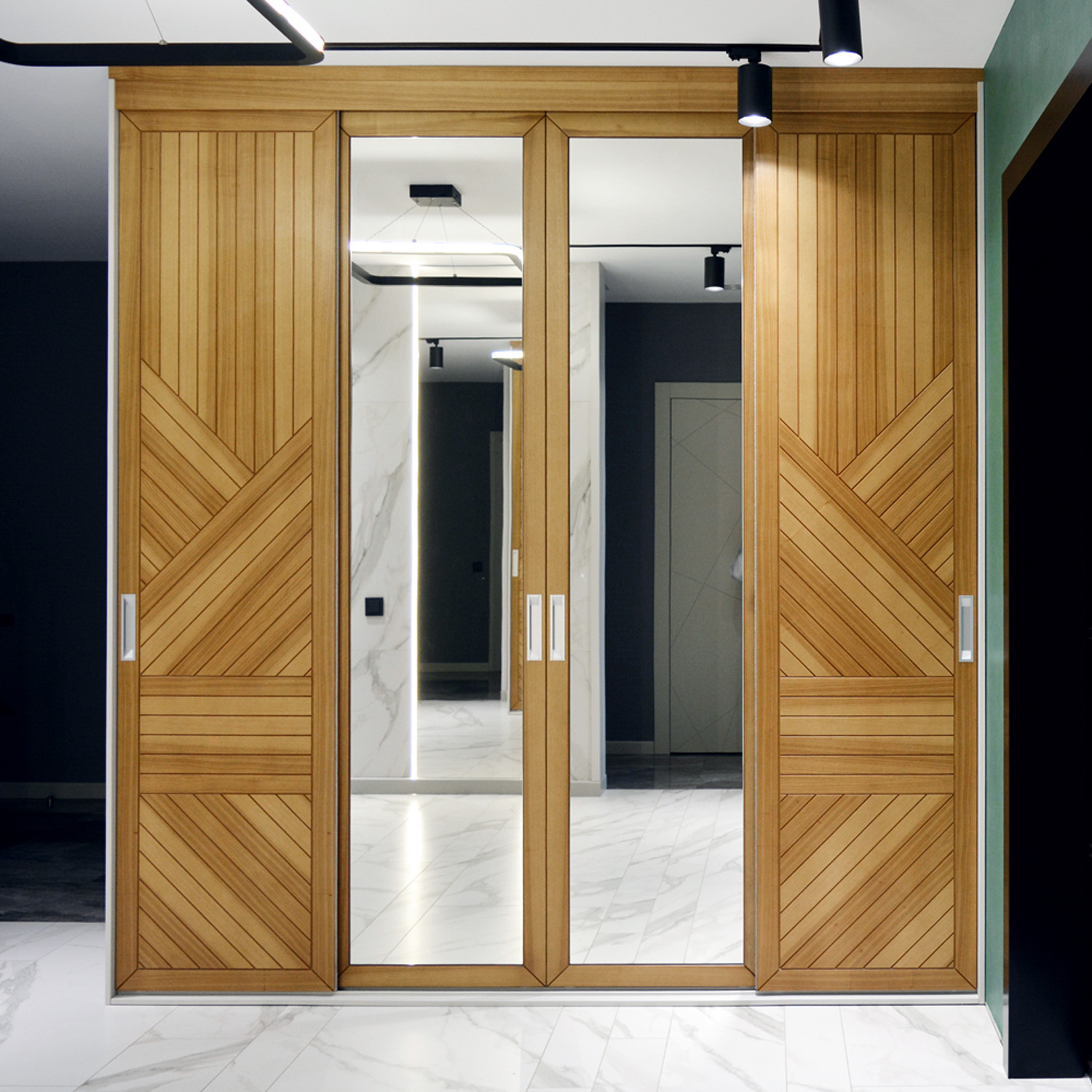 1811 - Прихожая