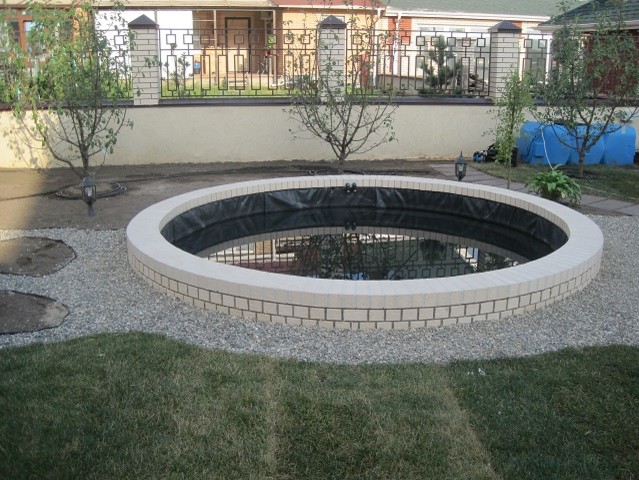 Строительство искусственного водоема