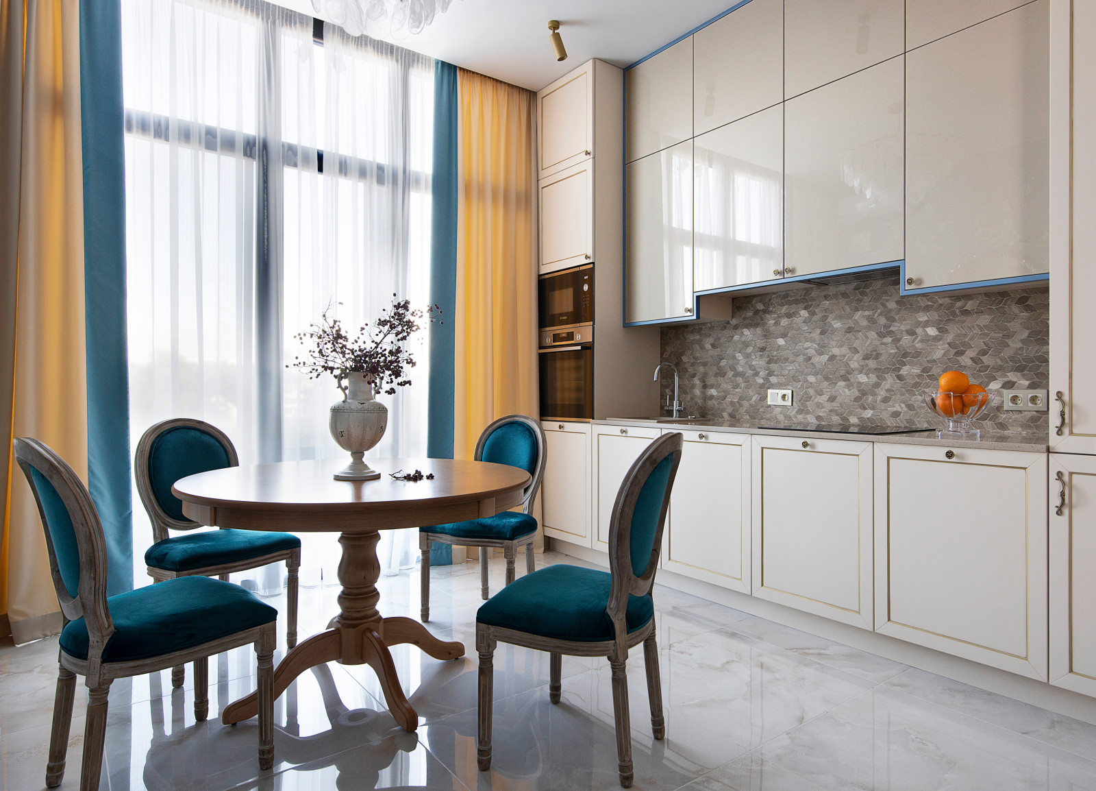 Классика с элементами Шинуазри